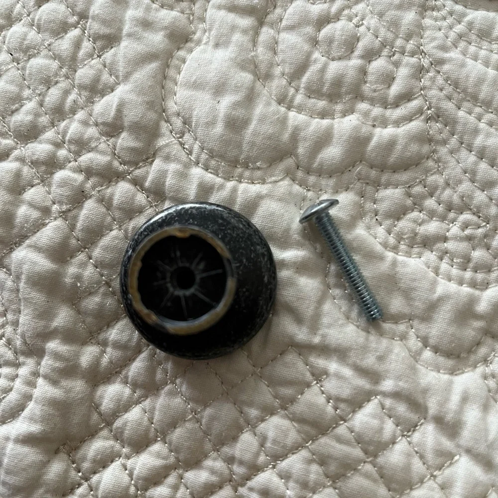 Dark pewter cabinet knobs - Picture 2 of 5